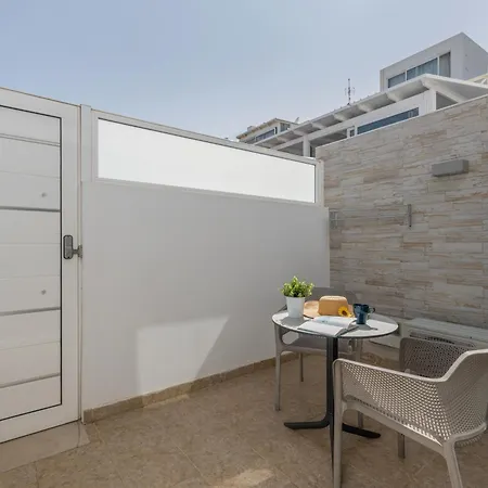 Estudio Kikere Puerto del Carmen (Lanzarote)