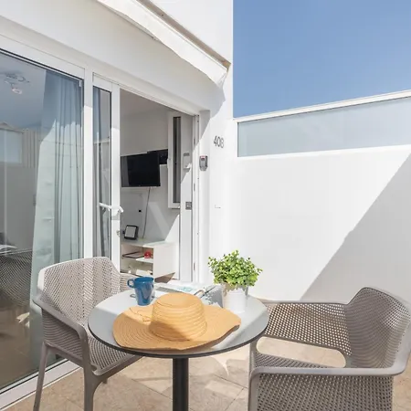 Estudio Kikere Puerto del Carmen (Lanzarote)